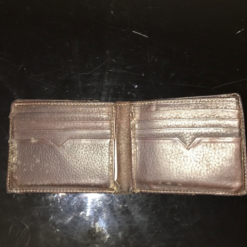 Wallet - Picture 2 of 5
